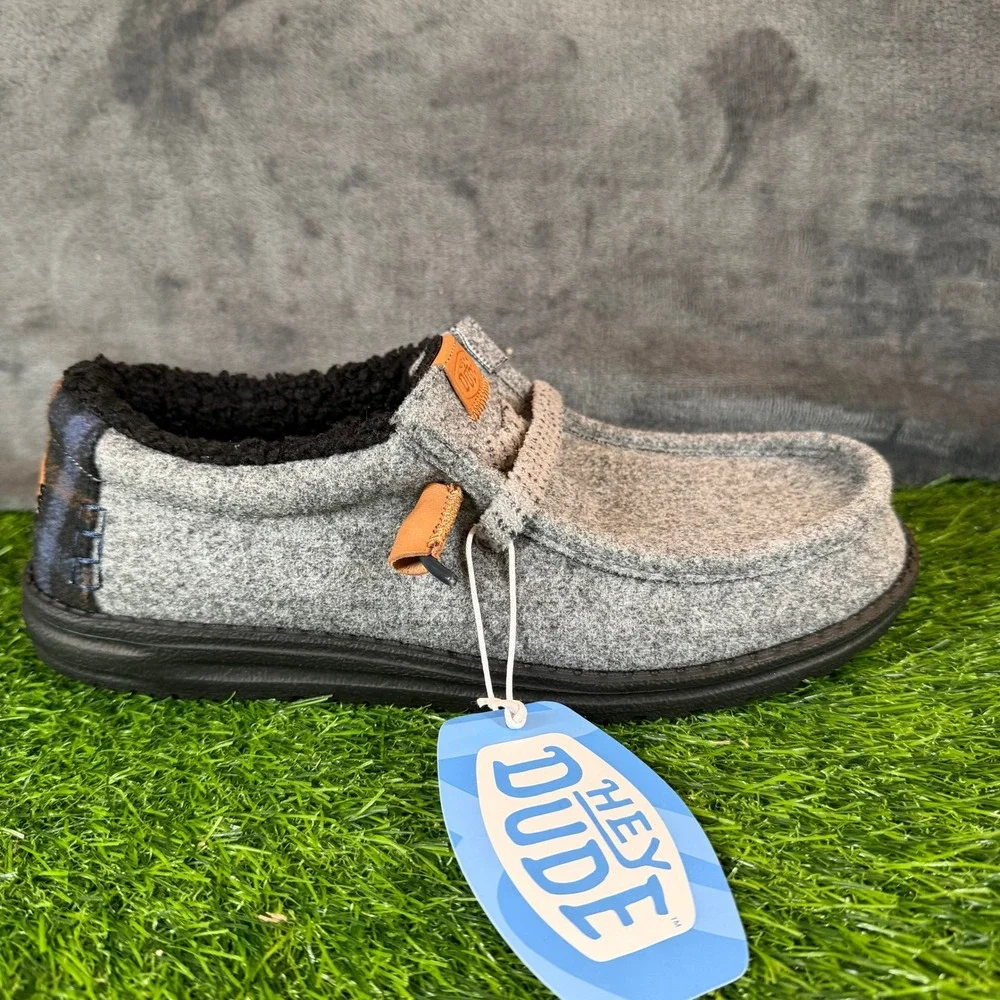 Hey Dude shoes new